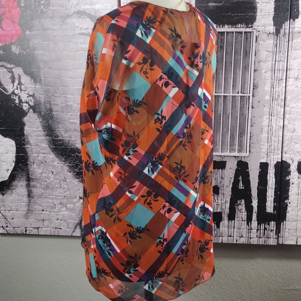 Cabi Floral Lattice Blouse NWOT - Picture 3 of 5
